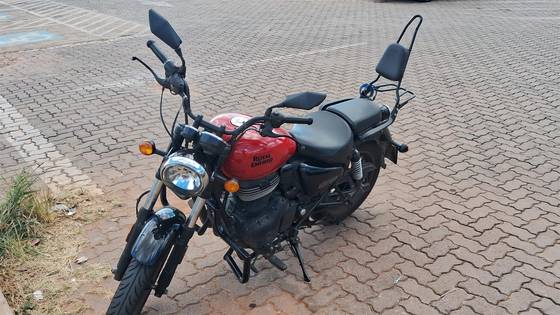 ROYAL ENFIELD METEOR 350 FIREBALL ROYAL ENFIELD METEOR 350 FIREBALL